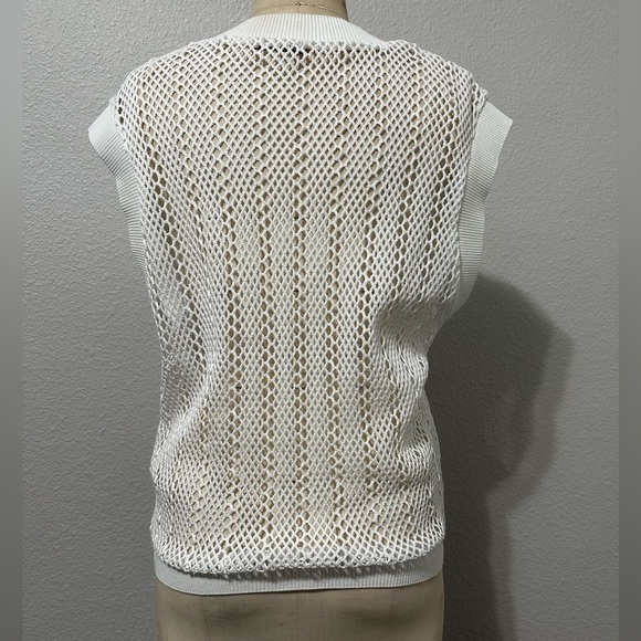 Zara White Crochet Vest size Medium - Picture 4 of 6